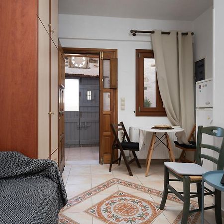 Small Apartment In Grotta Naxos Naxos City المظهر الخارجي الصورة