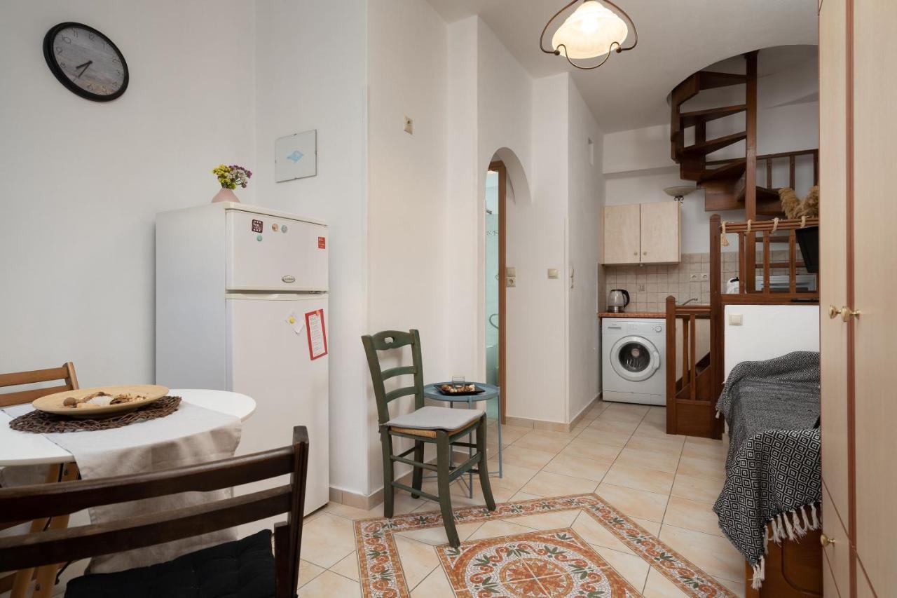 Small Apartment In Grotta Naxos Naxos City المظهر الخارجي الصورة
