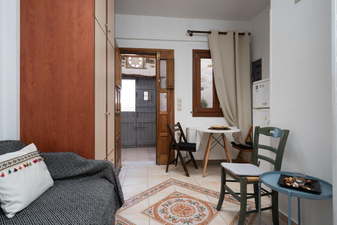 Small Apartment In Grotta Naxos Naxos City المظهر الخارجي الصورة