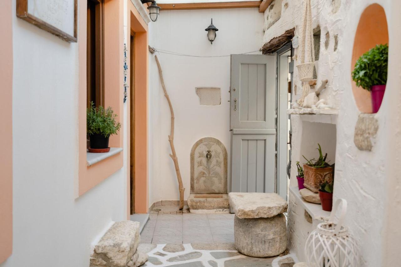 Small Apartment In Grotta Naxos Naxos City المظهر الخارجي الصورة